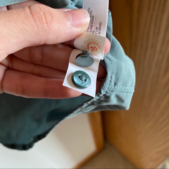 Gap Green Button Down Work Shirt - Picture 5 of 6